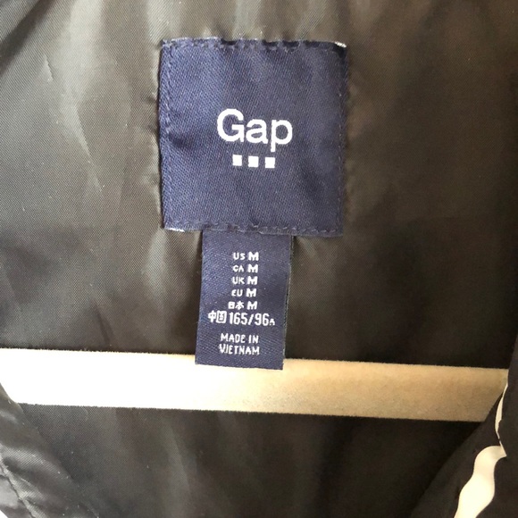 Gap striped puffer vest - Picture 2 of 4